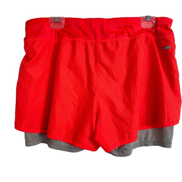 Danskin Now Semi Fitted Size Large 14/16 Shorts Stretchy Two Layers NWOT - Picture 1 of 7